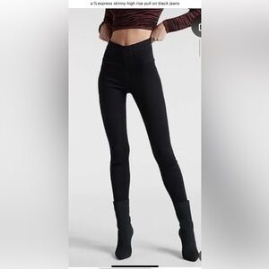 Express NWT Women’s High Waisted Super Soft Knit Pull On Black Skinny Jeans